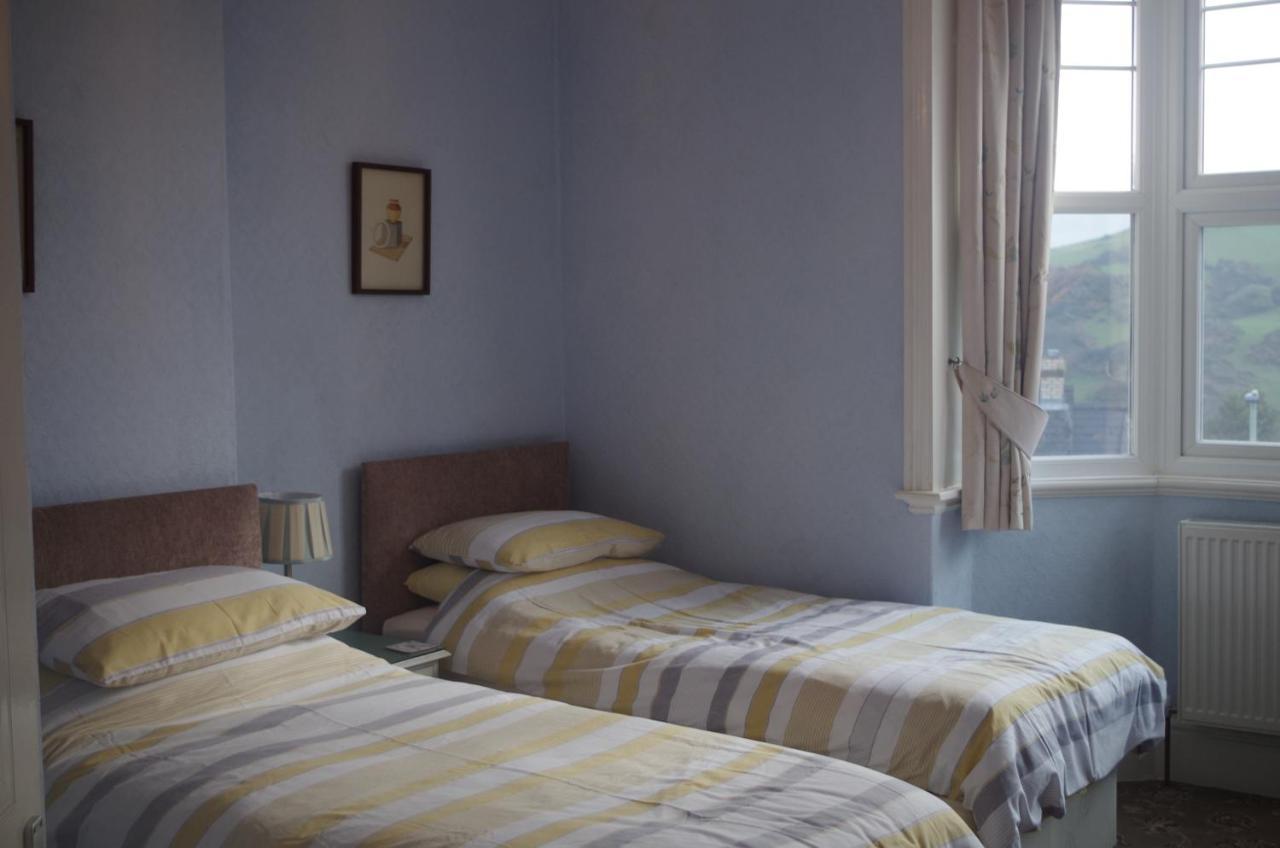 Varley House Илфракомб Екстериор снимка